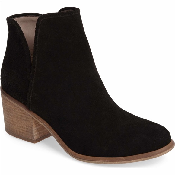 hinge Shoes - Hinge Suede Black Heeled Bootie 8.5